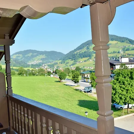 特拉登公寓 * 涅德劳