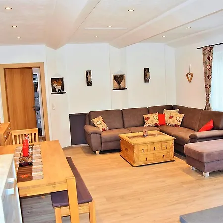 特拉登公寓 * 涅德劳