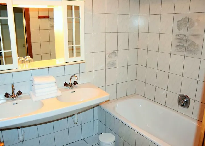 Tennladen * Niederau