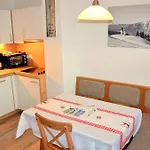 Tennladen Apartament *